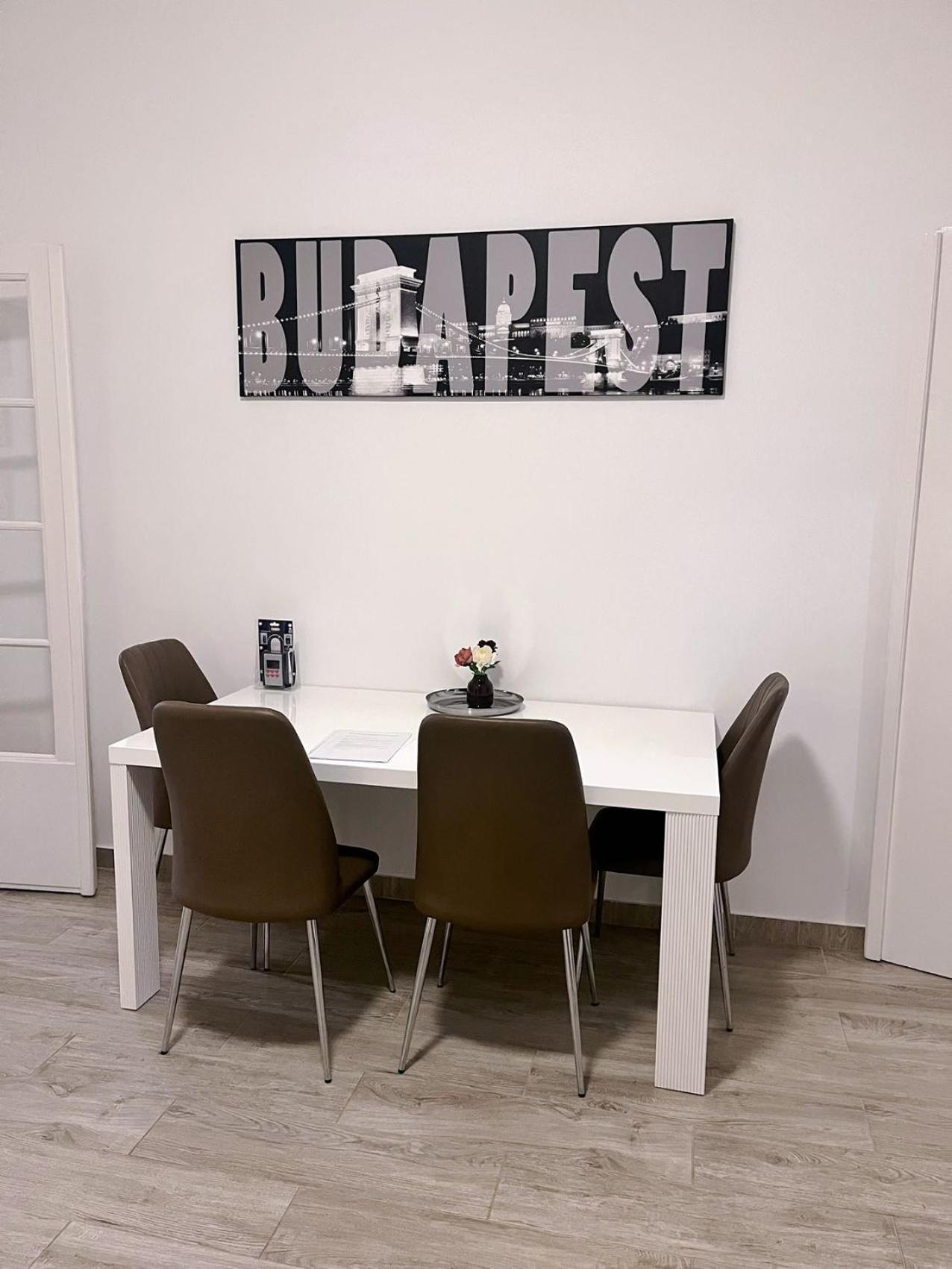 Boutique Family Apartment In The Heart Of City Budapest Esterno foto