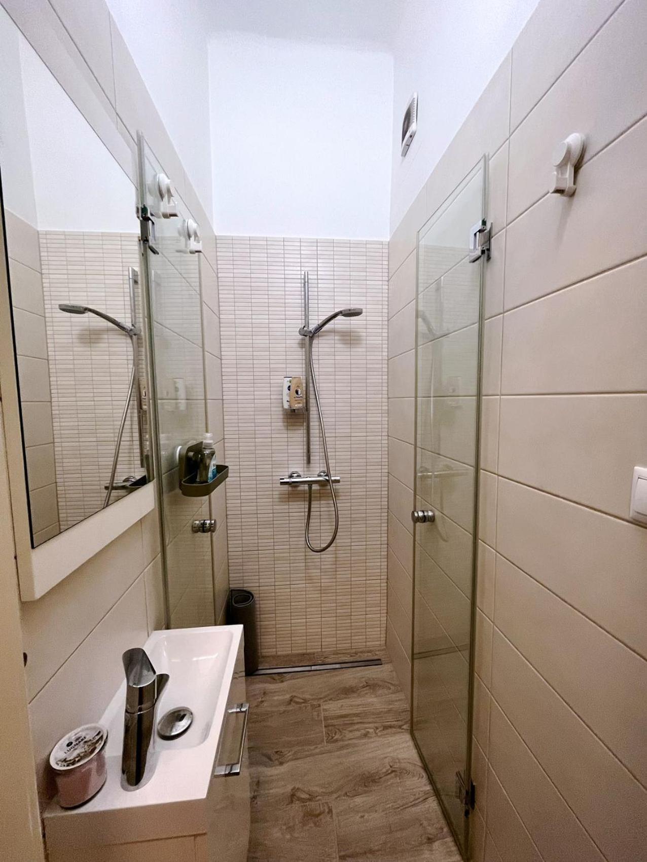 Boutique Family Apartment In The Heart Of City Budapest Esterno foto